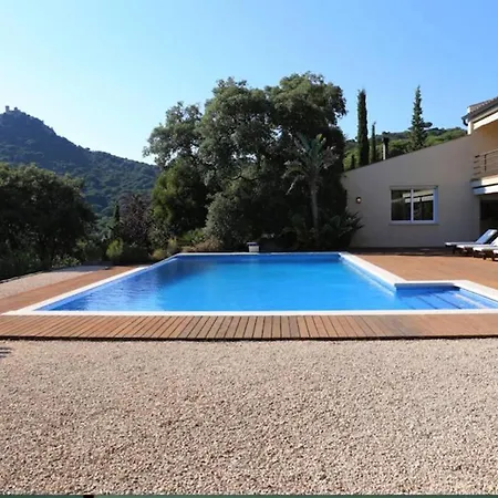 Mediterranean With Pool Near Barcelona Cabrera de Mar