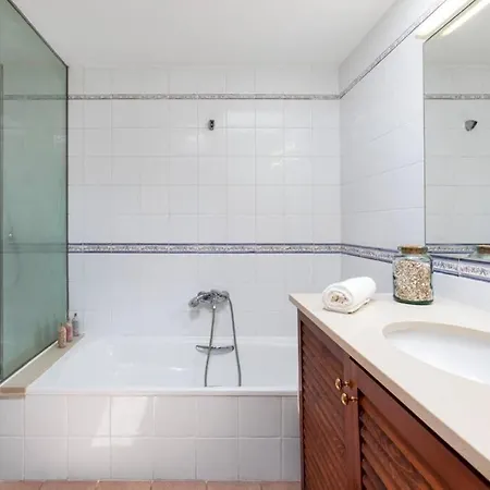 Villa Mediterranean With Pool Near Barcelona